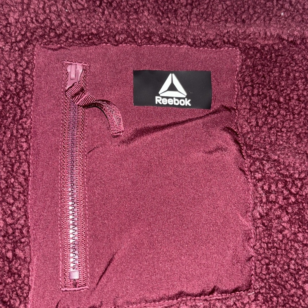 Reebok jacket - Picture 4 of 4